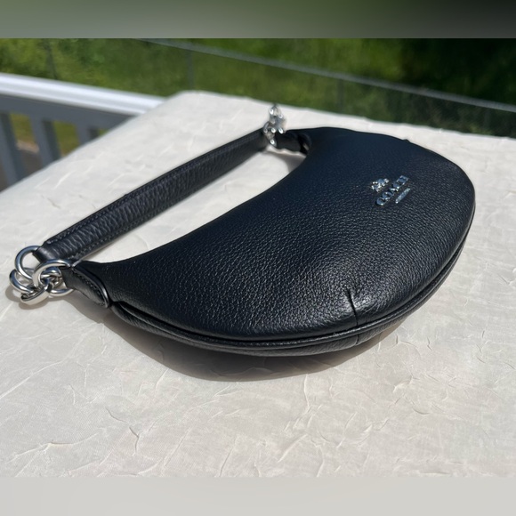 COACH Small Payton In Black Leather CN011 - Picture 5 of 11